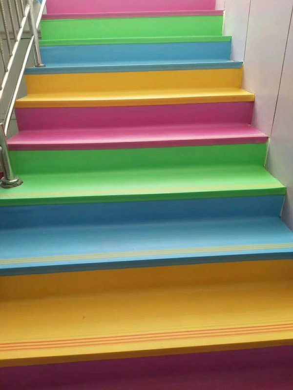 PVC楼梯整体式踏步